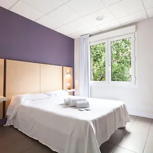 hostal-dingdong-putxet.catalonia-hotels.com/